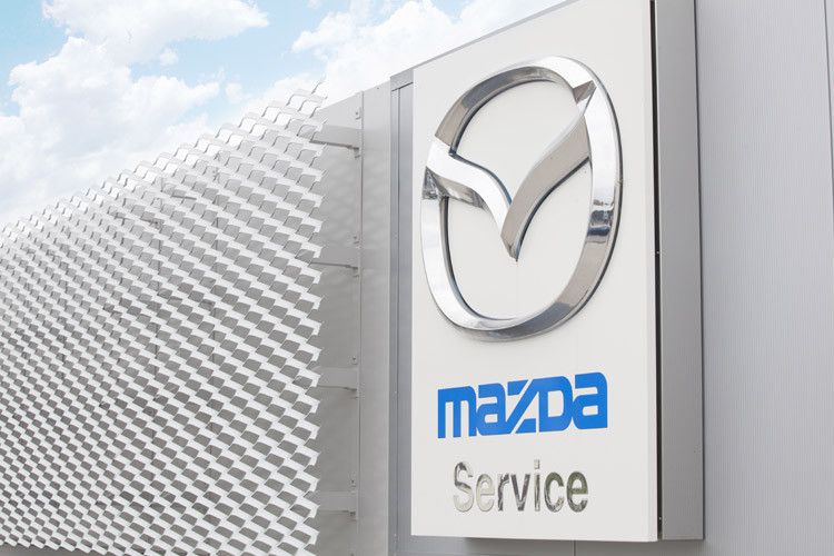 Passend dazu: die Service-Signalisation. (Foto: Mazda)
