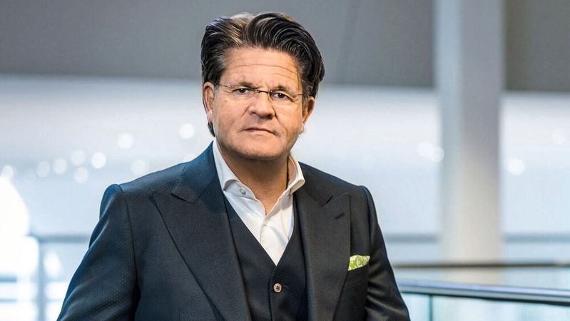 Markus Timmermanns übernimmt die Gesamtverantwortung für den Vertrieb von Moll Sportwagen Köln und Moll Sportwagen Düsseldorf.(Bild:  Moll-Gruppe)