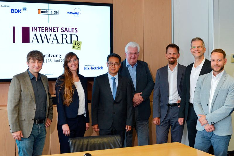 Die Jury des Internet Sales Awards 2018 hat getagt und aus den eingereichten Bewerbungen die Top-Betriebe ausgewählt. (Bild: Johannes Untch / VCG)