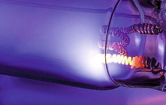 UV-A-Licht kann effektiv im Kampf gegen Schmutz, Viren und Bakterien oder Schadstoffe angewendet werden. Macht man das richtig, wie das Unternehmen Airodoctor mit seinen Luftreinigern, kann man viel erreichen. Hier ein bisschen Theorie und Praxis. UV-A-Licht kann effektiv im Kampf gegen Schmutz, Viren und Bakterien oder Schadstoffe angewendet werden. Macht man das richtig, wie das Unternehmen Airodoctor mit seinen Luftreinigern, kann man viel erreichen. Hier ein bisschen Theorie und Praxis.