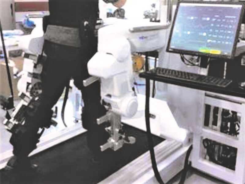 Forschende am ITA der RWTH Aachen University arbeiten im Rahmen des deutsch-koreanischen Projekts „ExoSense“ an roboterunterstützten Systemen für gezieltere und effektivere Reha-Maßnahmen.