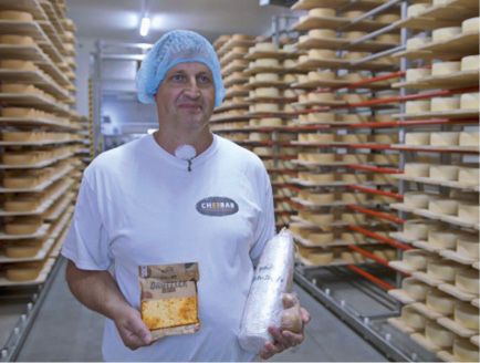 ("Wir lieben Käse. Dafür brauchen wir Technik." Wildberg-Geschäftsführer Roland Rüegg, Bild: ifm)