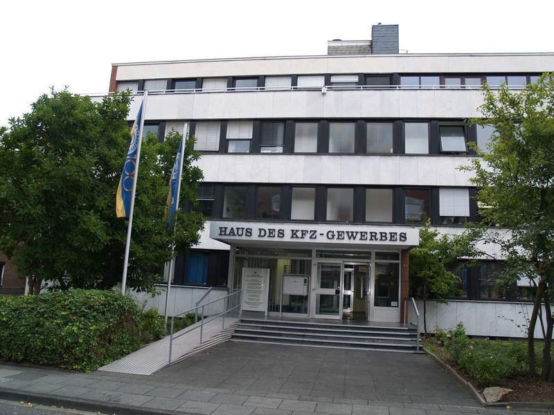 Der Arbeitskreis Nutzfahrzeuge traf sich in den Räumen des ZDK in der Franz-Lohe-Straße in Bonn. (Archiv: Vogel Business Media)