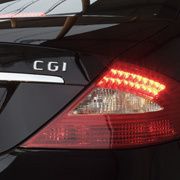 Im Vergleich zum bisherigen CLS 350, der in Deutschland nicht mehr Teil der Motorenpalette ist, ist der neue 350er mit dem Namenszusatz „CGI“ („charged gasoline injection“) noch besser motorisiert. (Archiv: Vogel Business Media)
