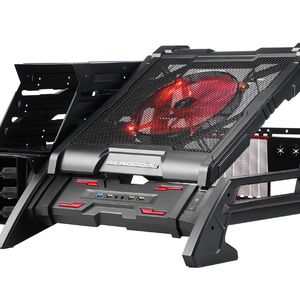 Das Strike-X Air macht seinem Namen alle Ehre - luftig geht es zu beim neuesten Gaming-Chassis von Aerocool, das von Caseking und Wave angeboten wird.