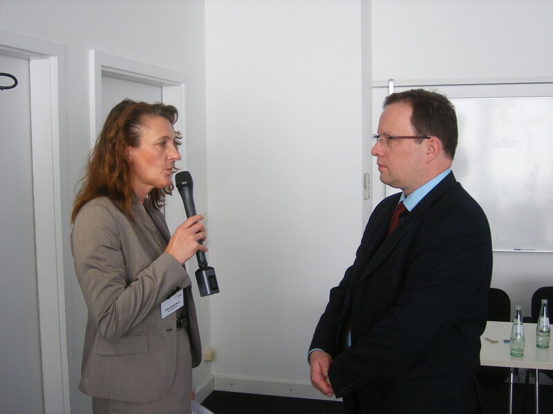 PROCESS Redakteurin Anke Geipel-Kern im Interview mit Oliver Nohynek. Das ausführliche Interview ist in Kürze auf PROCESS zu sehen.  (Bild: PROCESS)