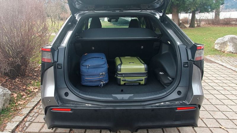 Der Kofferraum schluckt gut 450 Liter. (Bild: Mauritz – »kfz-betrieb«)