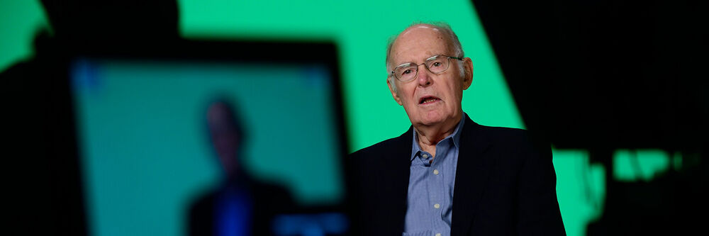 Semiconductor pioneer and Intel founder dies at 94