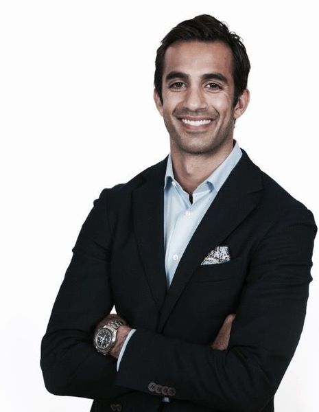 Rehan Verjee, derzeit Geschäftsführer in Kanada, wird das Healthcare Executive Committee als Chief Marketing and Strategy Officer unterstützen. In seiner neuen Rolle wird er für die globalen Facharzttherapiegebiete Onkologie, Neurologie und Immunologie, Fertilität und Medical Devices zuständig sein sowie für die globale immunonkologische Allianz mit Pfizer und verschiedene strategische Funktionen einschließlich Geschäftsentwicklung. (Bild: Merck)
