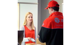 Die neuen Android-basierten Handhelds sollen die Paketabwicklung bei DPD effizienter und schneller machen. (DPD)