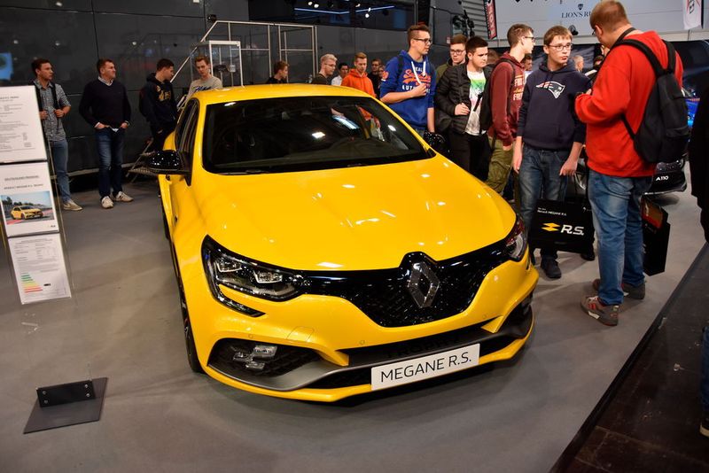Auf dem Stand von Renault gab es den Mégane RS zu sehen. (Simon / »kfz-betrieb«)