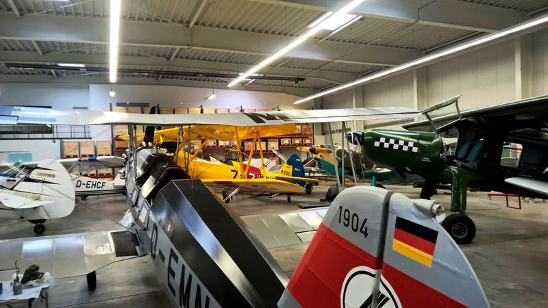 In der Werkstatt des Quax Hangar stehen noch einige Modelle zur Wartung und Instandsetzung bereit. (S.Häuslein/konstruktionspraxis)