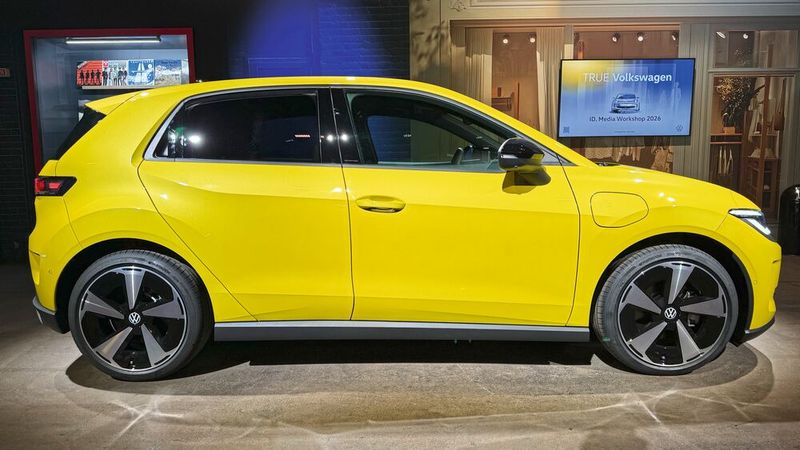 Volkswagen gleicht E- und Verbrenner-Modelle im Desgin an, wie beim ID.Polo zu sehen ist. (Bild: Achter – VCG)