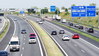 Auch der Bereich „Transport und Verkehr“ gehört zu den kritischen Infrastrukturen (© Wellnhofer Designs - stock.adobe.com)