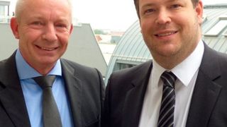 Sprecher des Industrie- und Handelskreises „Qualitätsstandard Blauer Engel-Kat“: Philipp Schulte (rechts) und Roman Wowk. (Foto: Blümer)