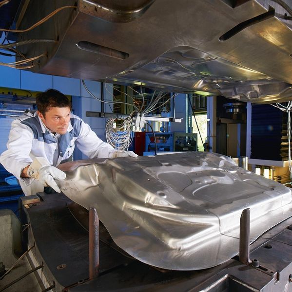 Innocat 2 steigerte den Materialausnutzungsgrads im Presswerk. Dazu wurden neue Bauteil- und Fertigungskonzepte entwickelt. (Bild: Fraunhofer IWU)