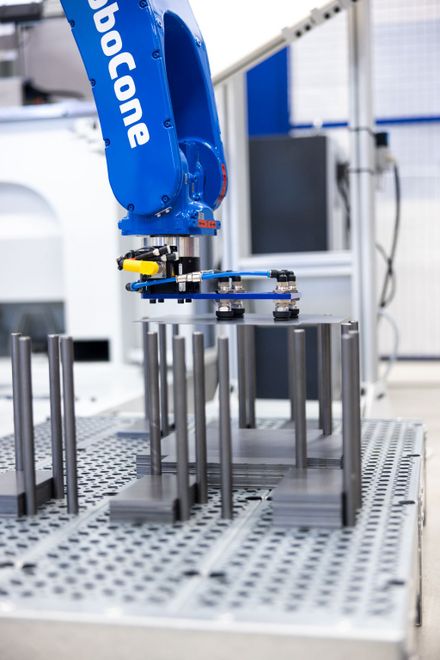 RoboCone Abkantpresse C9 mit Roboter_31.jpg (CoastOne Oy)