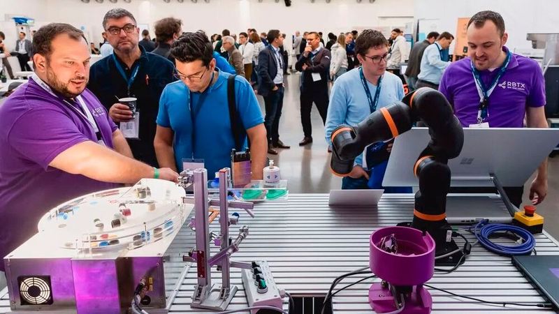 Ob Branchenexperte oder einfach nur am Thema interessiert – jeder war im Vogel Convention Center willkommen. (Bild: Stefan Bausewein)