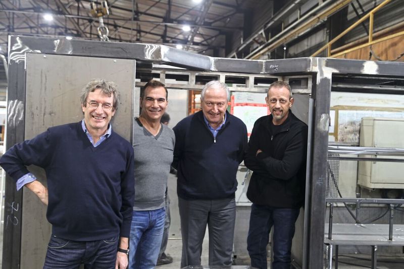 Voici le team de direction de Creusalp SA, avec de gauche à droite, Jacques Papon - responsable technique, Adriano Macagnino - responsable de production, Jean-Louis Borne - Directeur et Sébastien Hug – Responsable personnel et finances. (Source : JR Gonthier)