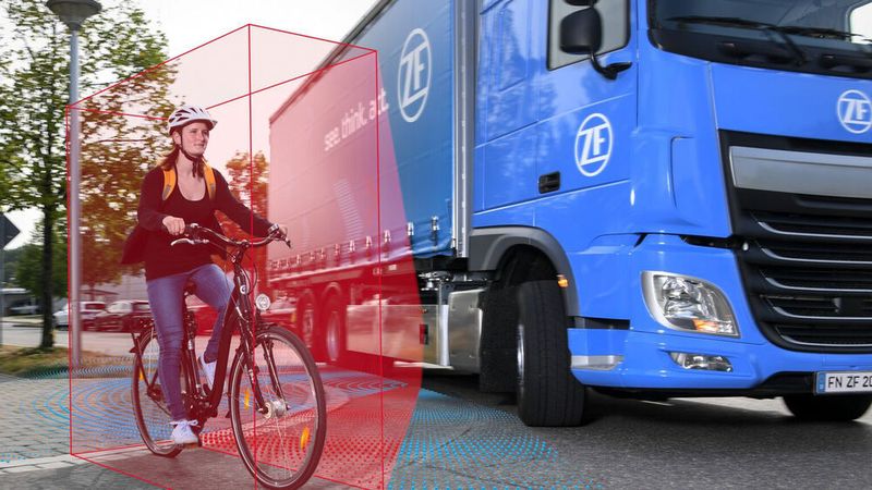 Abräumer in der Kategorie Nutzfahrzeuge war die ZF Friedrichshafen AG mit einem nachrüstbaren Abbiege- und Spurwechselassistenten. (Bild: ZF)