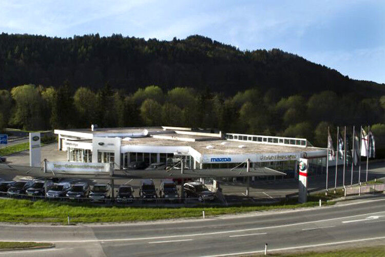 Neben Strass hat sich die Unterberger-Gruppe unter dem Titel „Autowelt“ noch an den Standorten Kufstein und Innsbruck (Foto) dem Mehrmarkenhandel verschrieben. (Foto: Unterberger)