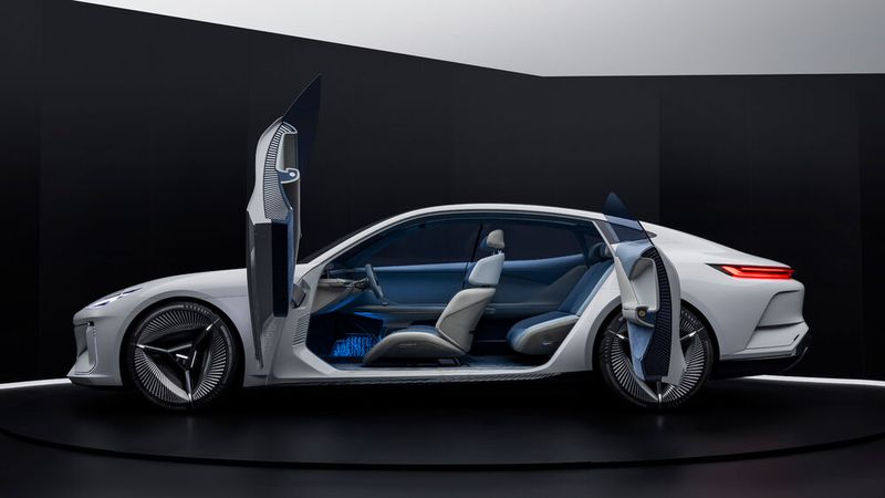 Wer das Auto öffnen möchte, braucht sein Smartphone. (Bild: Geely/Galaxy)