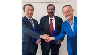 From left to right: Yoshinori Andou, Senior Managing Executive Officer of Mitsui Chemicals;
Devakumar V. G. Edwin, Vice President of Dangote Industries and Susumu Tsubaki, Representative Director of AAIC.  (Source: Mitsui Chemicals)