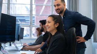 Bei Facturee hat man herausgefunden, dass die beste Beschaffung von industriellen Zeichnungsteilen diejenige ist, bei der künstliche Intelligenz (KI) UND Mensch den Suchenden Hand in Hand unterstützen. Hier mehr zu dieser Philosophie ... (Bild: Facturee)