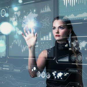 Cloudbasierte Datenspeicherung: Damit Datenaustausch, -verarbeitung und Befehlsübertragung optimal funktionieren, ist eine Anbindung der Geräte an das Internet nach Funktionsprinzipien des Internet of Things nötig.