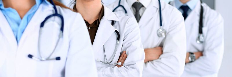 Die Corona-Pandemie hat den Krankenhäusern nicht nur weniger stationäre Patienten und Operationen, sondern damit auch weniger Umsatz beschert. (Iryna - stock.adobe.com)