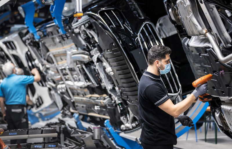 Blick in die aktuelle Produktion in der Factory 56 in Sindelfingen. (Daimler)