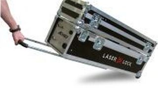 Die stabilen Rollkoffer passen in fast jeden Kofferraum. (Foto: BlitzRotary)