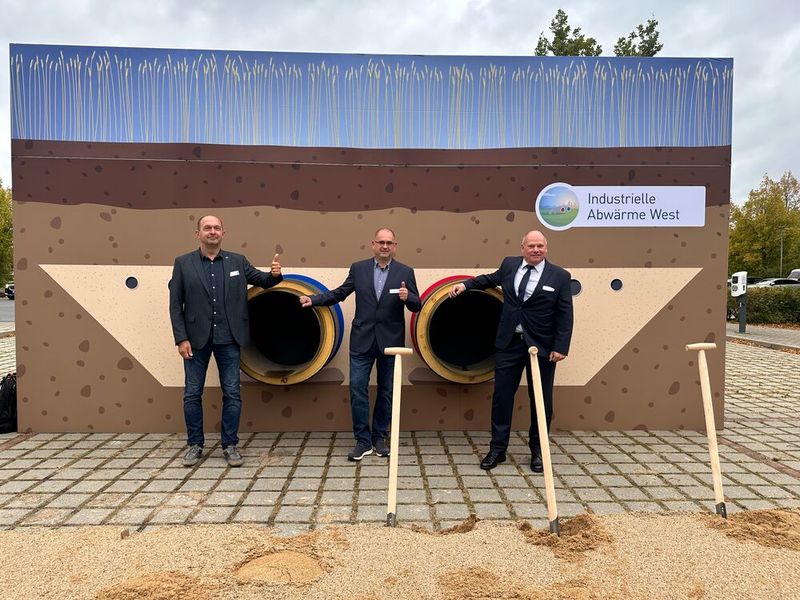 Heiko Wittig (Projektkoordinator CAC Engineering), Jens Herrler (Projektleiter Total Energies), Udo Schräpler (Projektleiter CAC Engineering),  (Bild: CAC Engineering)