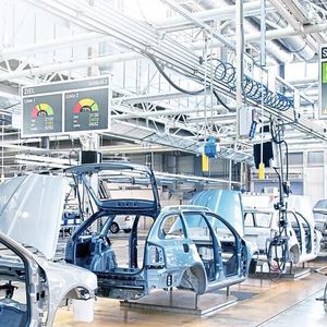 Ob Stillstandszeiten, Fehlermeldungen oder Zielvorgaben: Mit den richtig aufbereiteten Boards sind alle Mitarbeiter immer auf dem aktuellen Stand.