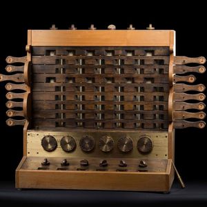 Nachbau von Wilhelm Schickards Rechenmaschine, zu sehen im Museum der Universität Tübingen.(Bild:  MUT / V. Marquardt)