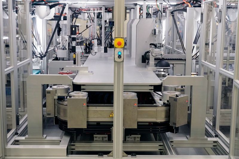  (Rockwell Automation)