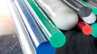 Bei Terbrack Kunststoff in Vreden darf man sich freuen! Denn der auf Halbzeuge aller Art spezialisierte Kunststoffverarbeiter konnte vom Insolvenzverwalter Pluta erfolgreich an das neue Unternehmen Röchling Industrial Vreden verkauft werden. Hier mehr zur Zukunft ... (Bild: Trebrack)