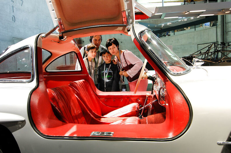 Das Mercedes-Benz-Museum bietet einen Überblick über die Automobilgeschichte von den Anfängen bis heute. (Daimler)