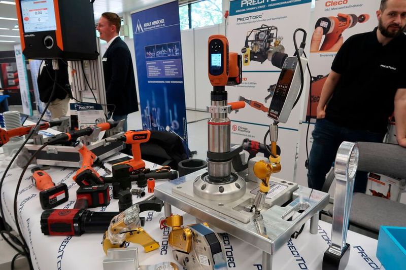 Preci Torc stellte das erste Mal auf einer Schraubtec-Messe aus und informierte über seine angepassten Hydraulikaggregate sowie seine Dienstleistungen für Hydraulik- und Montageschrauber verschiedenster Hersteller. (Bild: D.Quitter - VCG)