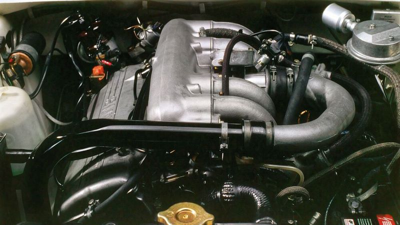 Wie zuverlässig und zukunftsfähig der M10-Motor war, zeigte sich zehn Jahre später, als aus diesem Aggregat das Formel-1-Triebwerk für Brabham-BMW entwickelt wurde. Gerüchten zufolge nutze BMW dabei keineswegs neue, sondern aus Unfall-/Schlachtfahrzeugen entnommene Motorblöcke, da diese bereits spannungsfrei „geglüht“ waren. (Bild: BMW)