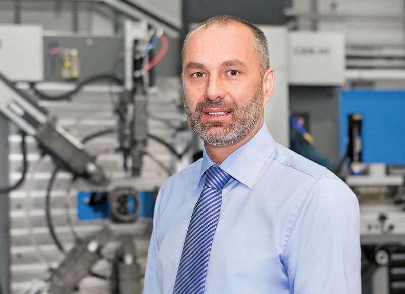 „Durch den Einsatz von Servoantrieben profitieren Anwender von 90 % weniger Rüstzeit und bis zu 300 % mehr Leistung“, berichtet Bernd Haußmann, Leiter Technischer Verkauf/Maschinenbau bei Bihler.  (Bild: Bihler)