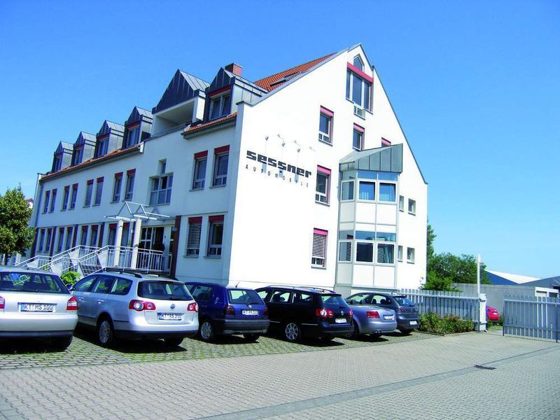 Im Frühjahr 2007 eröffnete Sessner Automobile ein  Gebrauchtwagenzentrum mit einem Bestand von 2.000 Fahrzeugen. (Archiv: Vogel Business Media)