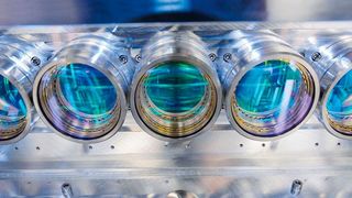 Die optischen Systeme einer LPBF-Anlage sollen im Rahmen des Projekts sensorbasiert überwacht werden. (Fraunhofer ILT)