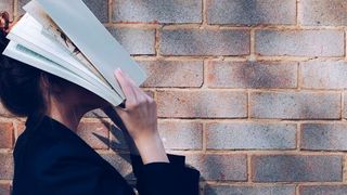 Um die Vernetzung der eigenen Produkte auch ohne firmeninternes Fachwissen kosteneffizient zu verwirklichen, können Ende-zu-Ende-IoT-Lösungen hilfreich sein. (Bild: gemeinfrei)