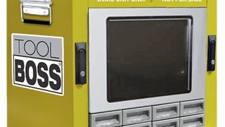 Mit der neuen Demo-Einheit können Kunden vor Ort das Werkzeugmanagement-System „erleben“. (Bild: Kennametal)