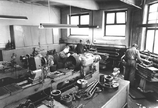 Werkstatt von J.A. Schlüter Söhne in den 1960er Jahren. (Archiv: Vogel Business Media)
