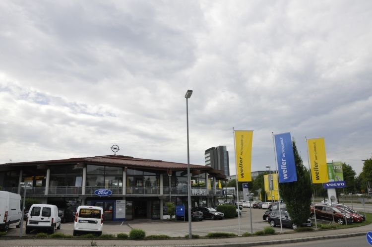 Weller Automobile vertreibt in Bietigheim-Bissingen die Fabrikate Opel, Volvo, Hyundai, Ford und Toyota. (Foto: Richter)