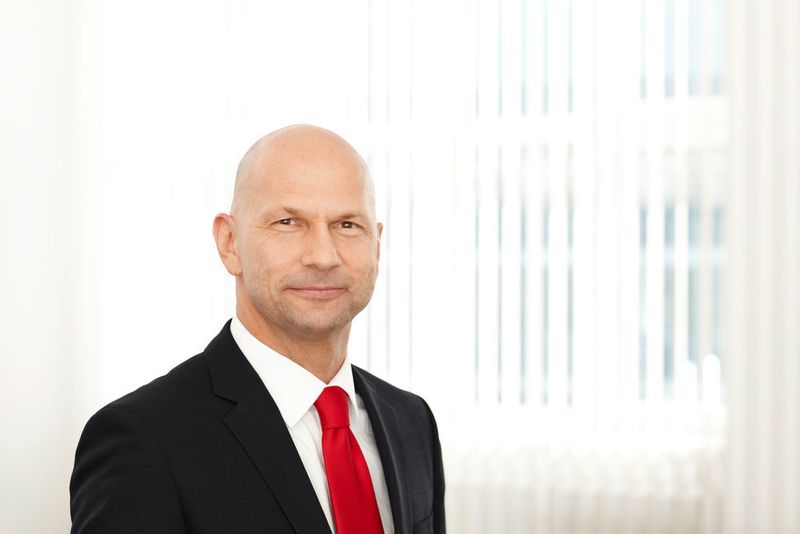 Jörg Hellwig (52) treibt bereits seit dem Frühjahr als Leiter des Konzernbereichs dLX die digitalen Aktivitäten von Lanxess voran. (Lanxess)