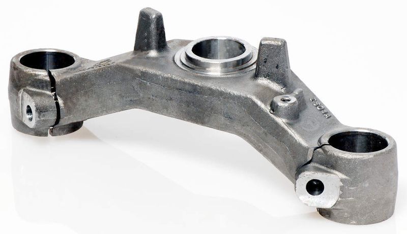 Bild 3:Bauteile bis zu einer kubischen Kantenlänge von 250 mm wie der Motorrad-Gabelfuß aus Aluminium lassen sich mit dem Bearbeitungssystem in einer Aufspannung an sechs Seiten bearbeiten. (Archiv: Vogel Business Media)