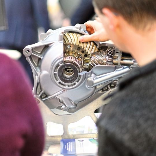 Nach vier Jahren öffnet die Metav, internationale Fachmesse für Fertigungstechnik, vom 21. bis 24. Juni wieder ihre Tore. Nach vier Jahren öffnet die Metav, internationale Fachmesse für Fertigungstechnik, vom 21. bis 24. Juni wieder ihre Tore.